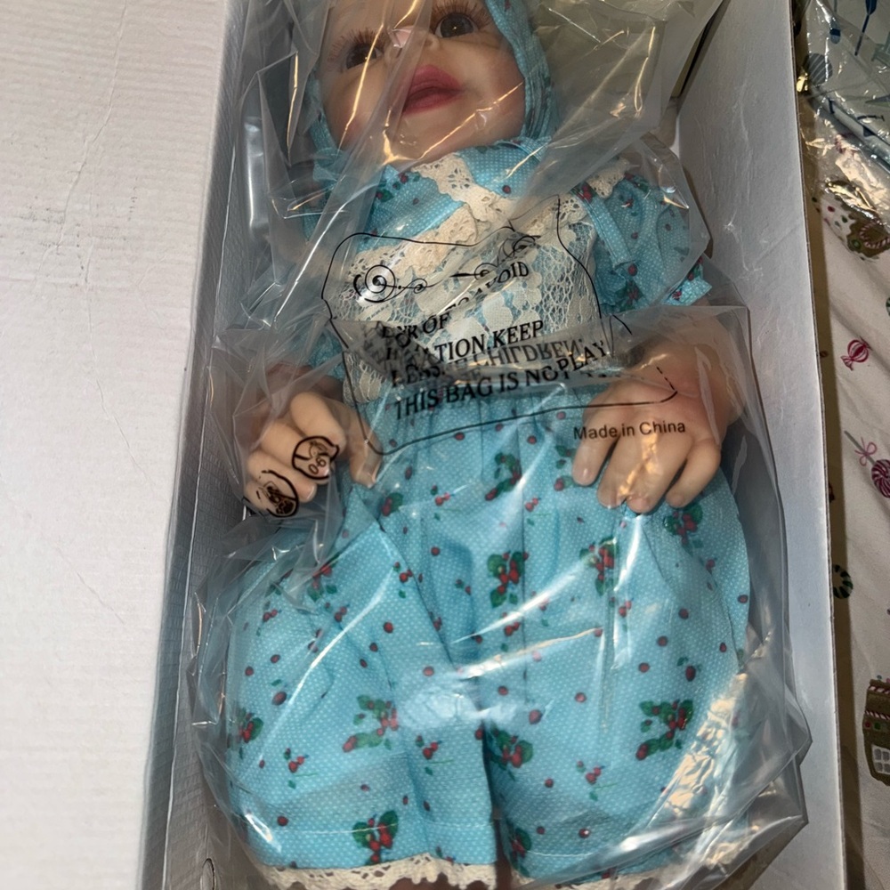 Reborn Baby Doll - Picture 3 of 6